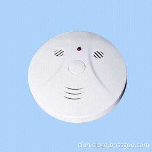 Networked Ceiling Smoke Detectors in Optical Maze